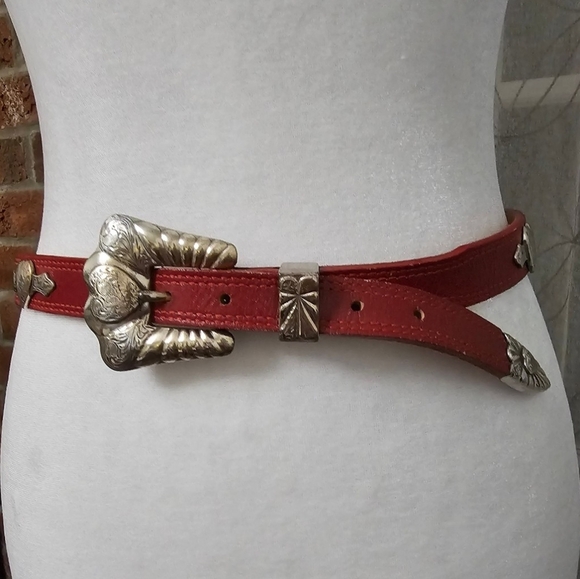 Justin Vintage Western Thin Red Leather Belt with Silver Details & Heart Conchos - Picture 1 of 16